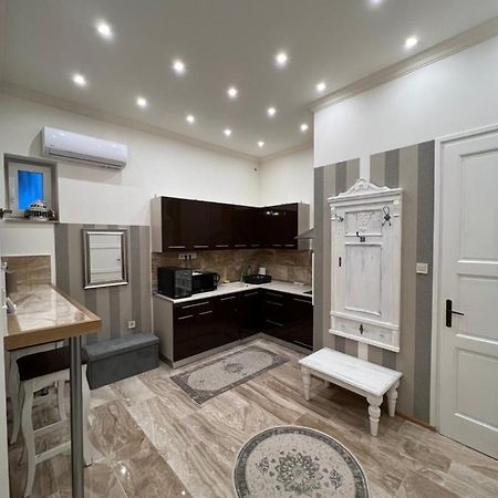 Kalitka Apartman Еґер Екстер'єр фото